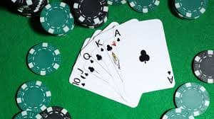 মোবাইলে bet 3999 স্লট গেম শুরু করার ধাপ দেখানো হচ্ছে